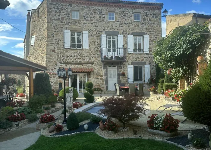 Le Clos Fleuri 3* Saint-Gervazy